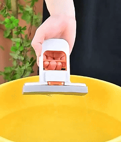 Addio Spugne Inzuppate! Il Miglior Raschietto Portatile 2-in-1 per Eliminare Acqua e Olio da Tutti i Piani di Lavoro